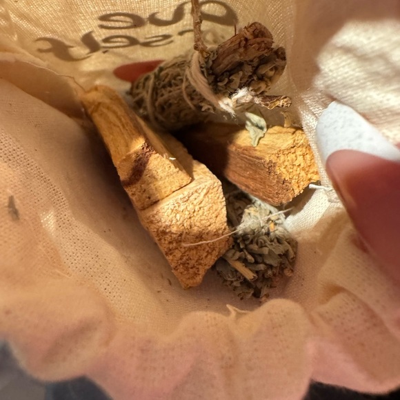 THE HEAD CASE A7 Love yourself spiritual healing smudge kit w selenite wand - Picture 3 of 6